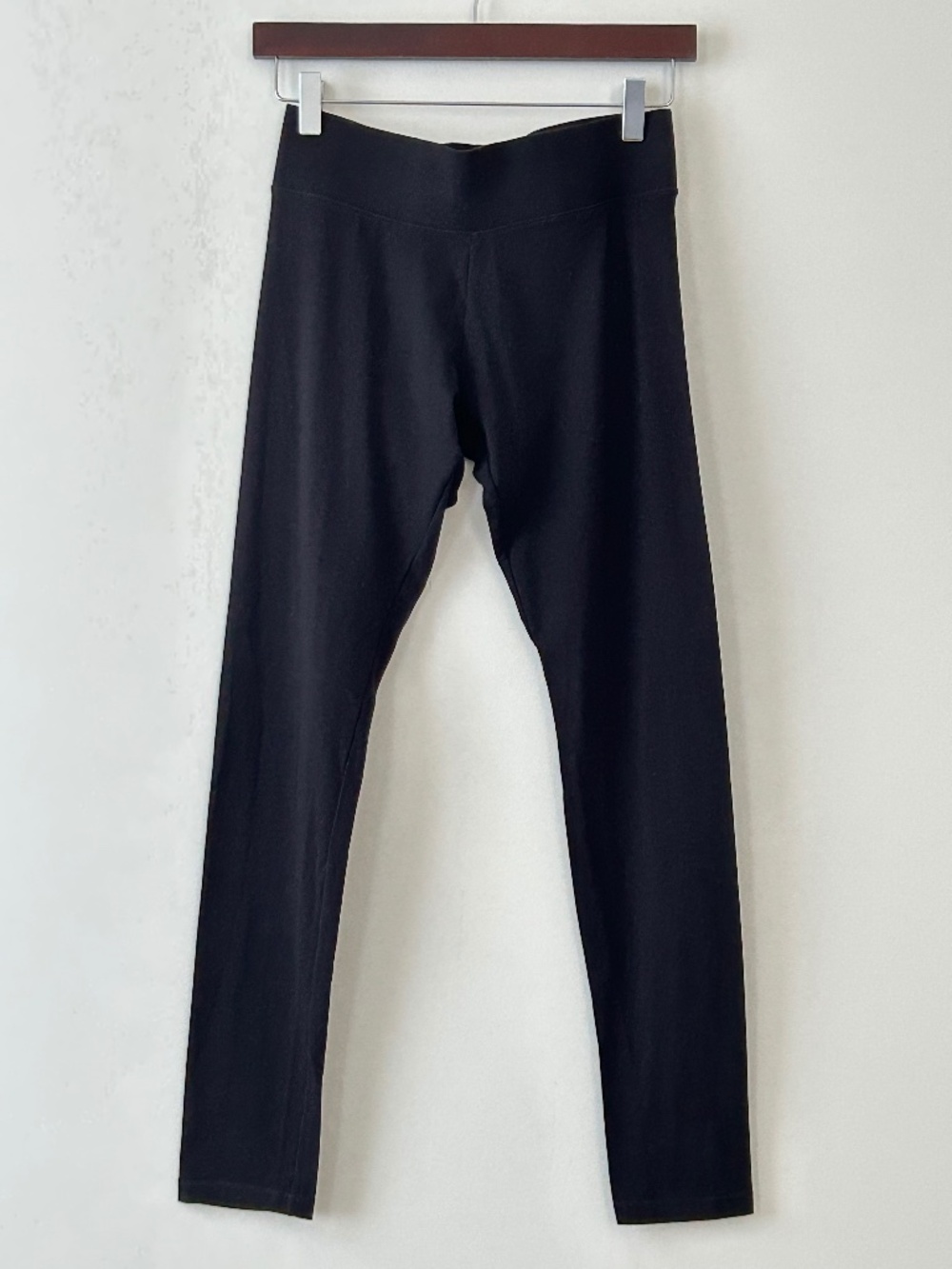 Hue Black Cotton Blend Leggings